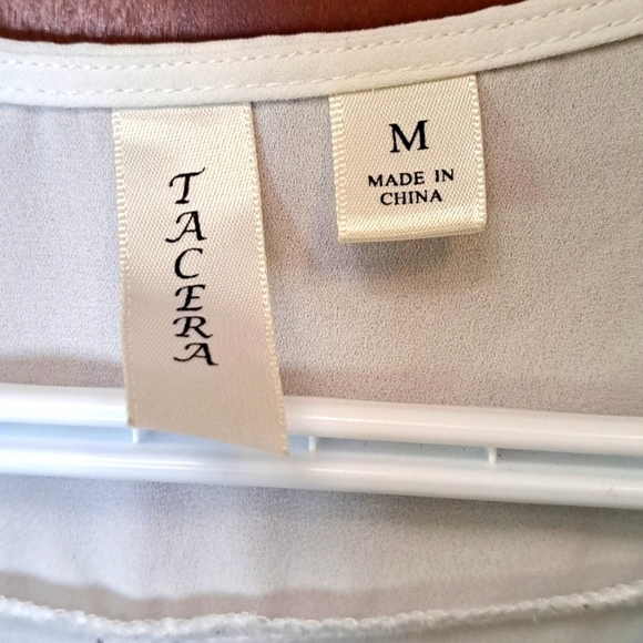 Tacera womans size Medium 3/4 sleeve dress shirt gold zip front lightweight - Picture 3 of 8